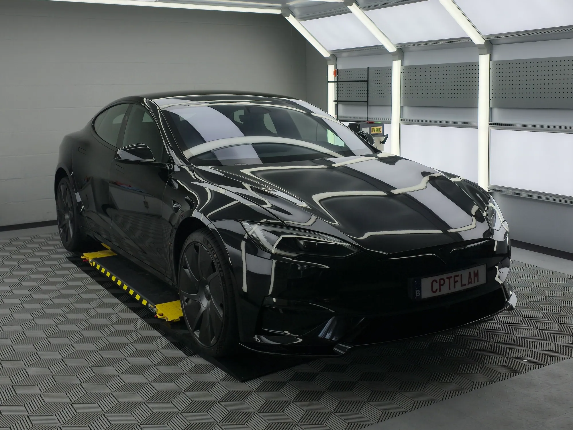 Tesla Model S Plaid